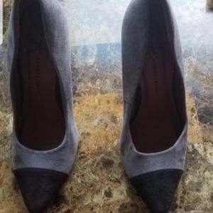 Women heel shoe size 6